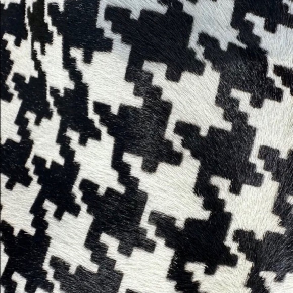 Christian Louboutin BLACK & WHITE HOUNDSTOOTH PONY-STYLE CALFSKIN CROSSBODY BAG - Picture 3 of 11